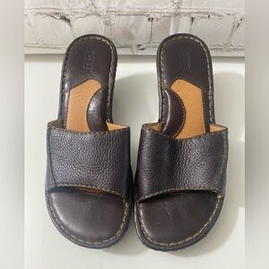 Brown Leather women’s Born Sandals